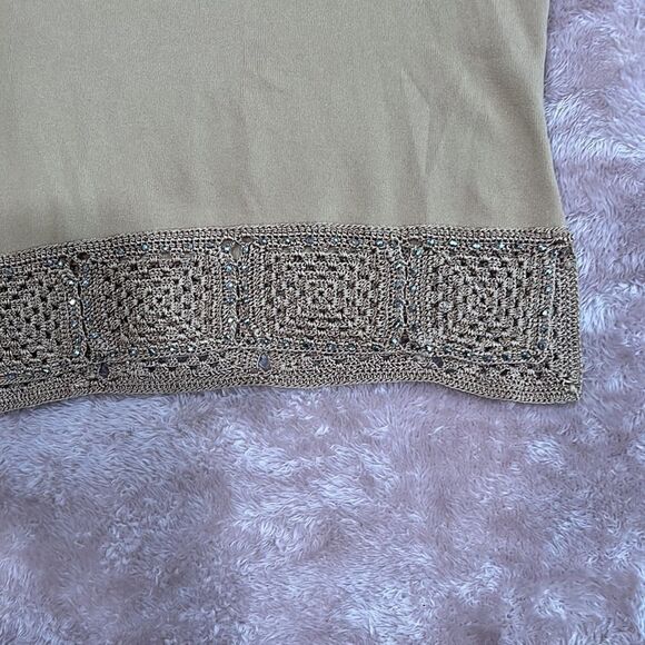 25. Joseph A. Cropped tank crochet bottom with beads Size L - Picture 3 of 9